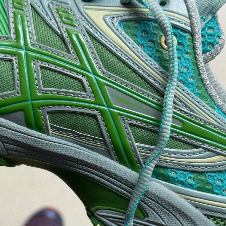 Asics Chaussures De Running Retro*UB9-S GEL-DS Trainer 14 Waterfall / Lichen Rock