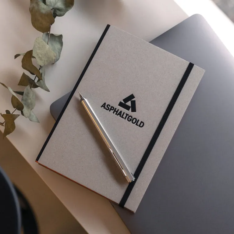 Asphaltgold Alle Anzeigen|Livres Et Magazines*Notebook Grey / Black