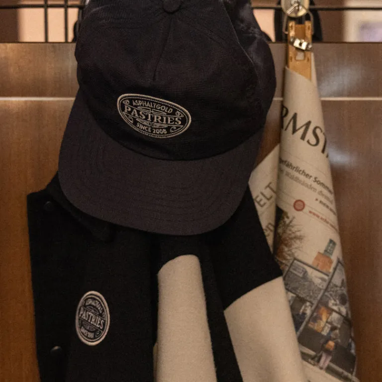 Asphaltgold Alle Anzeigen|Caps & Bucket Hats*Third Place Cap Navy