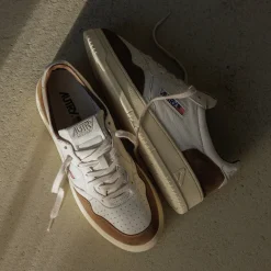 Autry Sneakers En Cuir|Sneakers Blancs*Medalist *Goat / Suede* White / Cigar