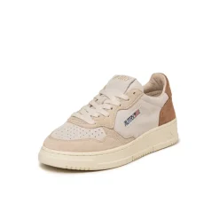 Autry Sneakers En Cuir*Medalist W *Suede* Sand / Cigar