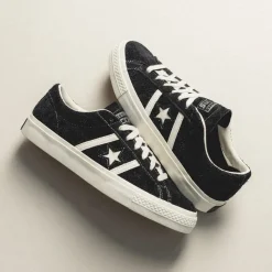 Converse Sneakers En Cuir*One Star Academy Pro *Suede* Black / Egret