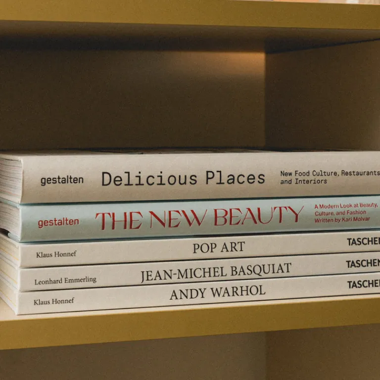 GESTALTEN Alle Anzeigen|Livres Et Magazines*The New Beauty