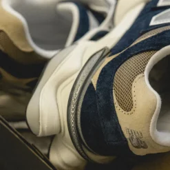 New Balance Sneakers En Cuir|Chaussures De Running Retro*U90/60LBB NB Navy / Mushroom / Incense