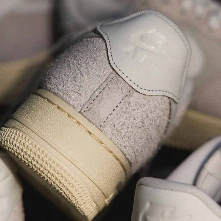 Nike Sneakers En Cuir*Air Force 1 '07 LX Phantom / Summit White / Light Bone