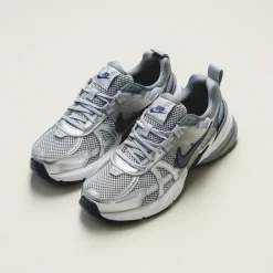 Nike Sneakers En Cuir|Chunky Sneakers*V2K Run Wolf Grey / Midnight Navy / Cool Grey / White