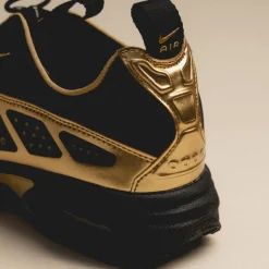 Nike Sneakers En Cuir|Chaussures De Running Retro*Wmns Air Max SNDR SE Black / Metallic Gold / Black / Dark Smoke Grey