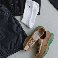 Nike Sneakers En Cuir*Wmns Air Superfly Ale Brown / Team Red / Treeline