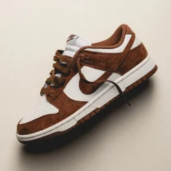 Nike Sneakers En Cuir*Wmns Dunk Low Premium Phantom / Red Sepia / Sail / White