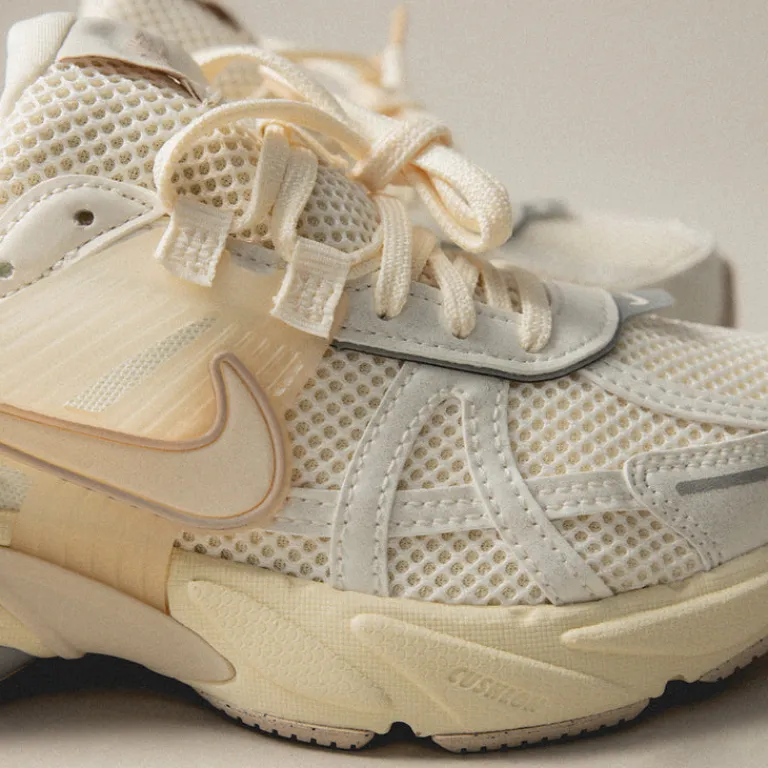 Nike Sneakers En Cuir|Chunky Sneakers*Wmns V2K Run Pale Ivory / Pale Ivory / Coconut Milk