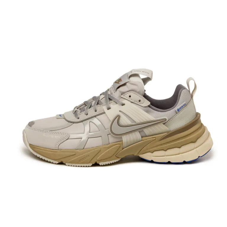 Nike Sneakers En Cuir|Chunky Sneakers*Wmns V2K Run *GTX* Light Iron Ore / Light Iron Ore / Light Bone / Khaki