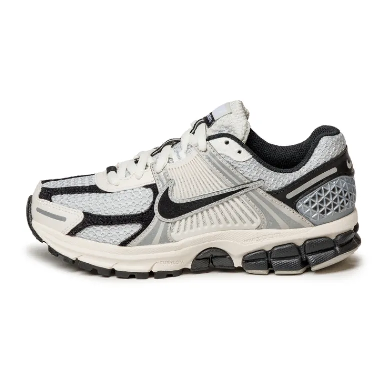 Nike Sneakers En Cuir|Chaussures De Running Retro*Wmns Zoom Vomero 5 Photon Dust / Black / Phantom