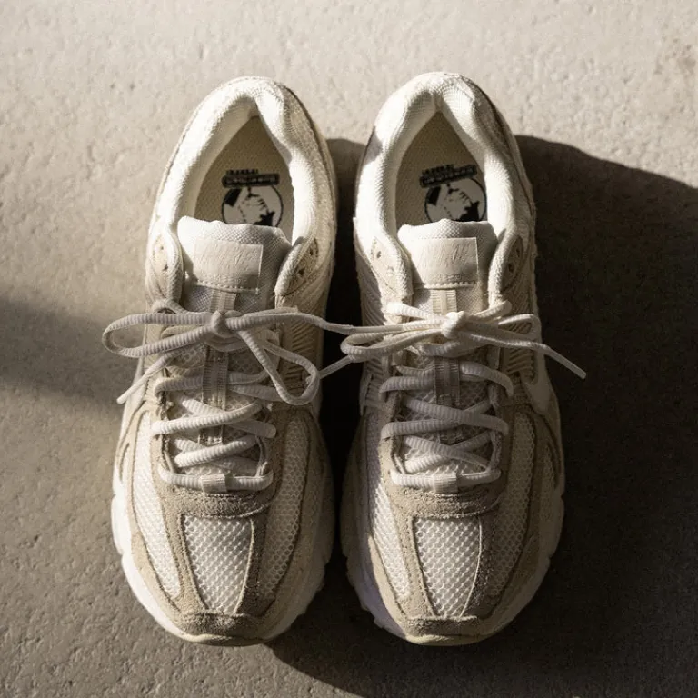 Nike Sneakers En Cuir|Chaussures De Running Retro*Wmns Zoom Vomero 5 Beach / Sail / Light Khaki / Pale Ivory