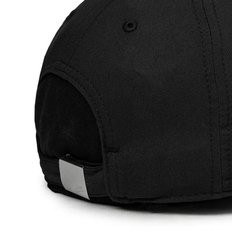 Nike Alle Anzeigen|Caps & Bucket Hats*Dri-Fit Club Structured Metal Logo Cap Black / Metallic Silver