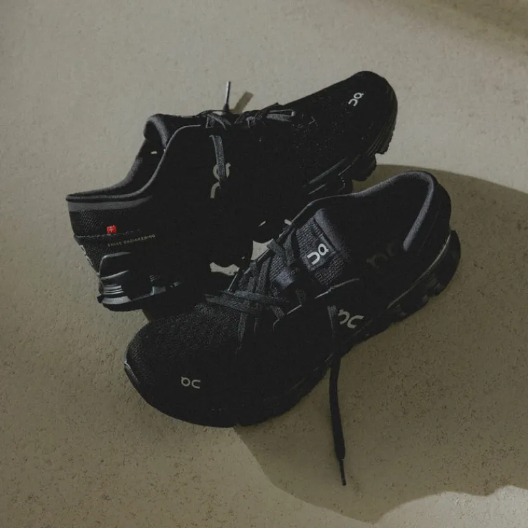 On Sneakers Végétaliens|Chaussures De Running*Cloud X 4 Black / Eclipse