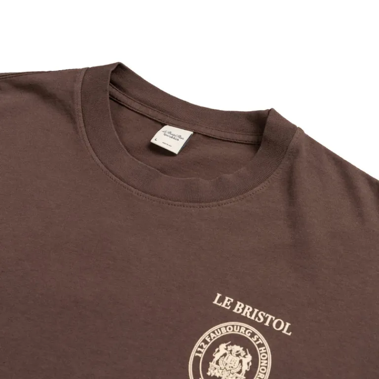 Sporty & Rich T-Shirts*Crest Seal 100th T Shirt Chocolate Cream
