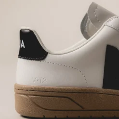 Veja Sneakers Blancs*V-12 Leather W Extra White / Black / Dune