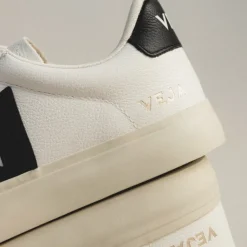 Veja Sneakers Blancs*Recife W Logo Extra White / Black